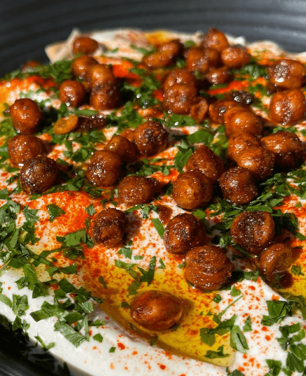 Close up of a bowl of Fatteh